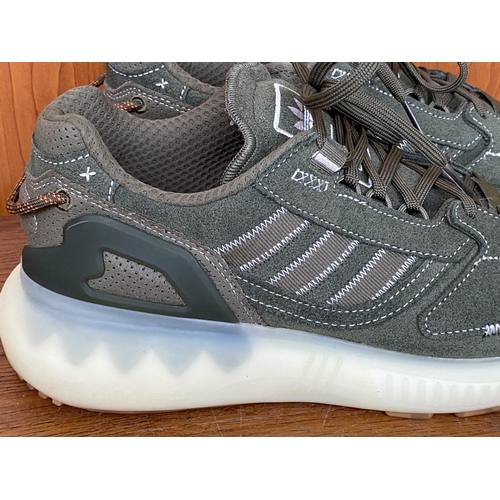 Adidas ZX 5K Men's Trainers Size 8, Boost Olive Colour (Unused)