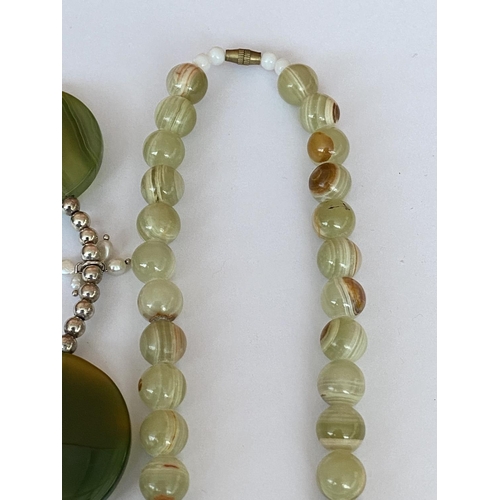 70 - x2 Green Necklaces From Natural Stones