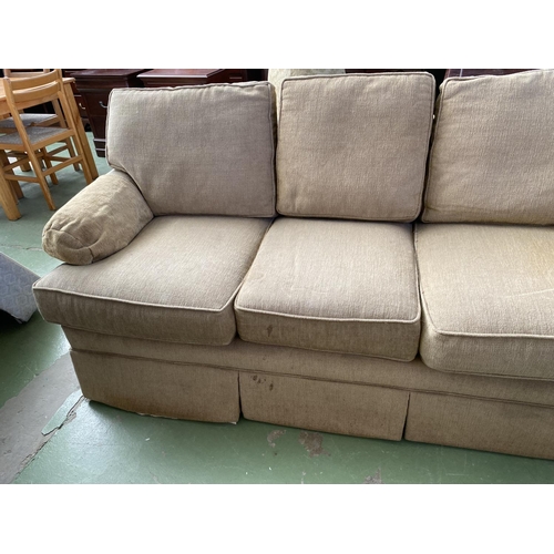 23 - American Drexel Heritage 3-Seat Sofa (A/F) - Code AM6762S