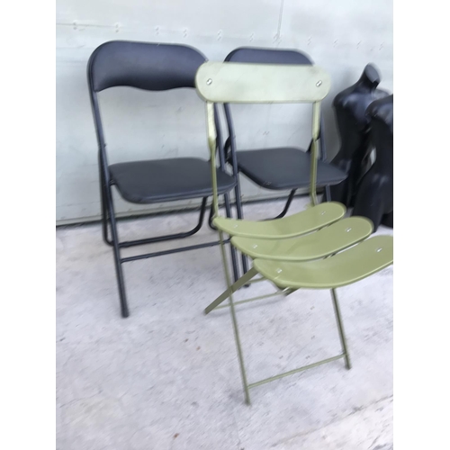 201 - x3 Casual Folding Chairs (x1 A/F)