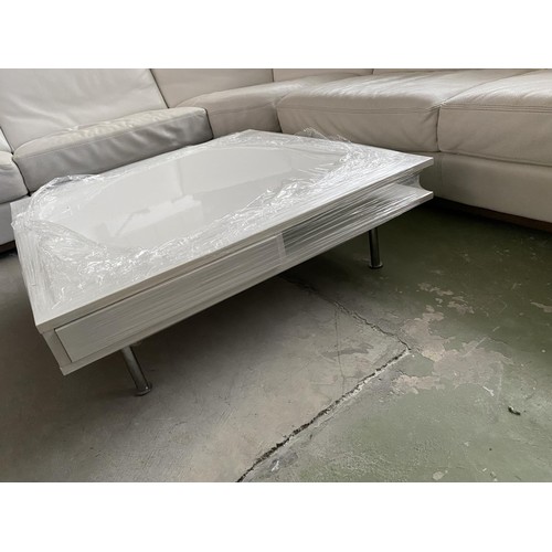 140A - Square White Coffee Table with Metal Legs (95 W. x 95 D. x 31cm H.)