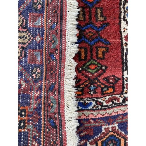 136 - Vintage Persian Carpet in Good Condition (148 x 218cm)