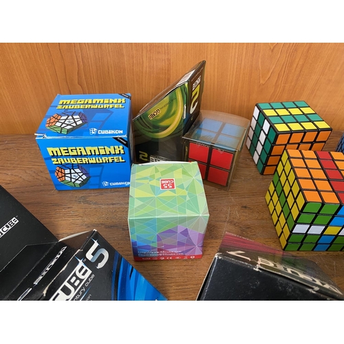 149 - Collection of 8 Rubik V Cubes