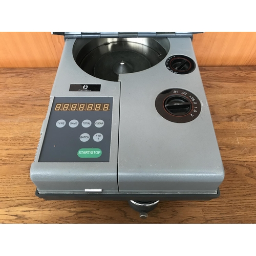 98 - DeLaRue Electric Coin Counter