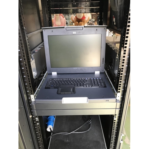 700 - HP 10642G2 Server Rack Cabinet Enclosure