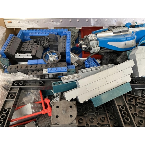 701 - Probuilder Mega Block Racing Rig