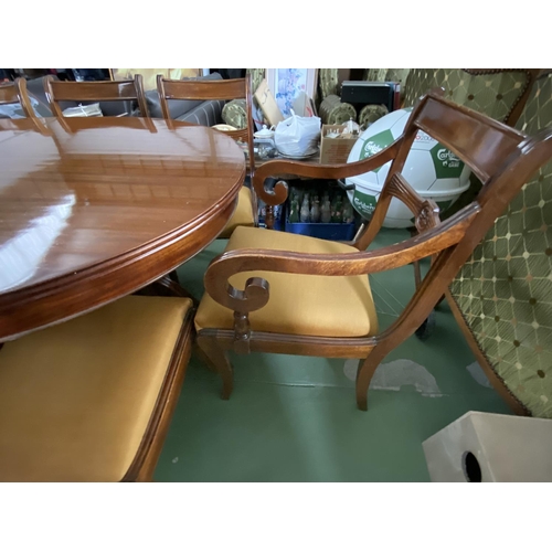 703 - Vintage Regency Style Double Pedestal Extendable Dining Table with Paw Feet on Castors with 7 Uphols... 