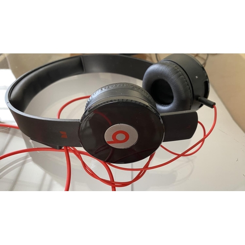 81 - Monster by Dr. Dre Headhones and Pair of Verbatim USB Powered Speakers