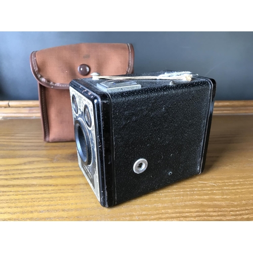 327 - Vintage Kodak Brownie Camera