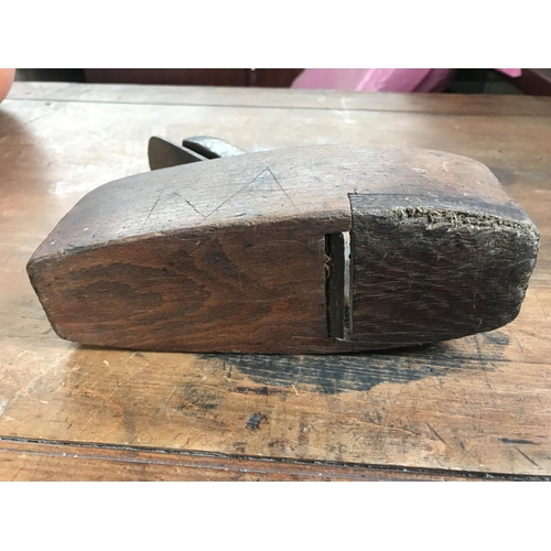 366 - Antique Small Block Plane