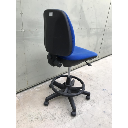 87 - Office Blue & Black Swivel Chair on Castors