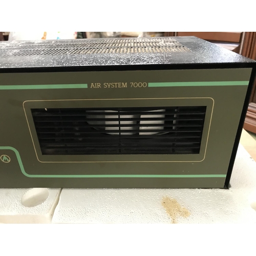 49 - Mountain Breeze Air System 7000 Ioniser/Air Purifier (Unused- Boxed)