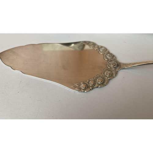 172 - x2 Silver Plated Serving Tongs