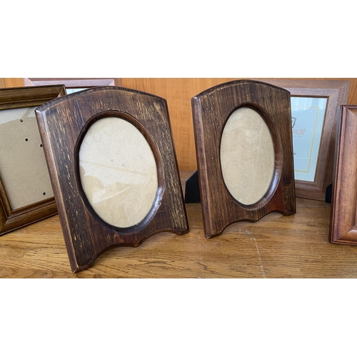 412 - Collection of 6 Photo Frames