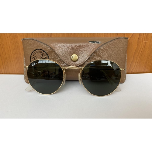 115 - Vintage Original Ray-Ban Sunglasses