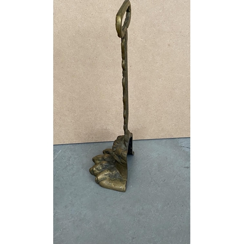 150 - Regency Claw Foot Brass Doorstop (32cm H.)