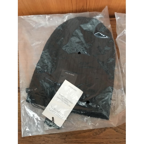 96 - x2 Italian Knitted Winter Hats (Unused)