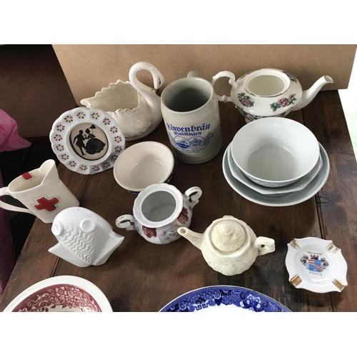 506 - Qty of Ceramic Ornaments/Kitchen Items