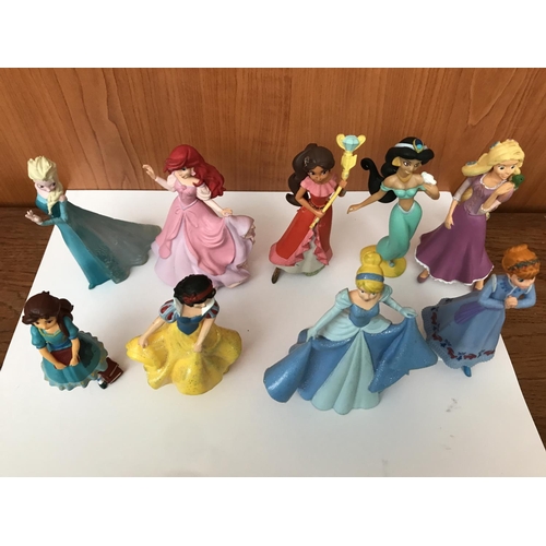 143 - Collection of 9 Collectable Disney Figurines