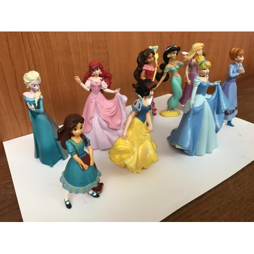 143 - Collection of 9 Collectable Disney Figurines