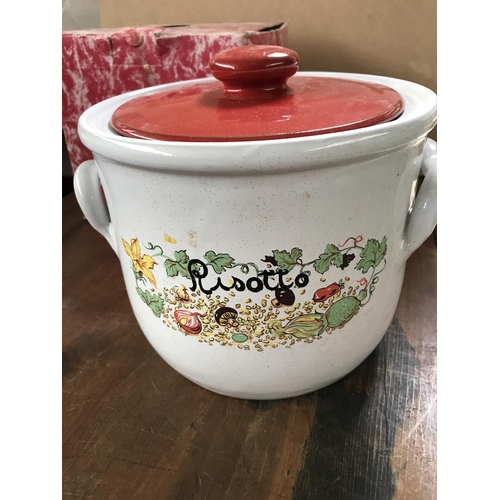 252 - Italian Ceramic Risotto Lidded Pot (Unused)