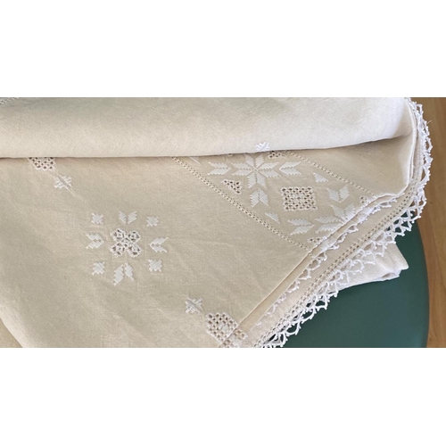 165 - Cypriot Lefkara Embroidered Linen Table Cloth (190 x 130cm) - Taken Back on 6/1/2024/Given to Galina