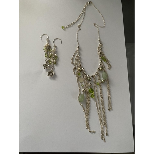 304 - Silver 925 Pearls & Peridots Bracelet and Earrings Set (30gr)