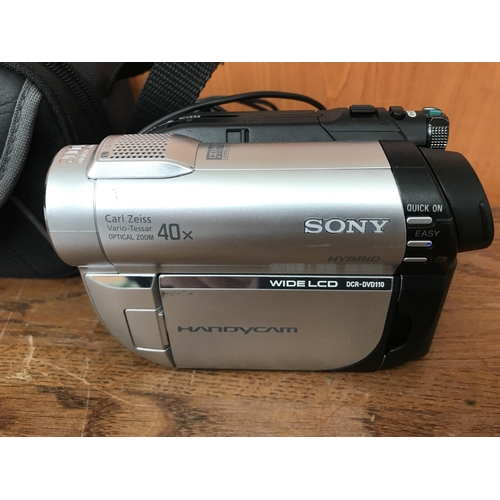 539 - Sony Handycam Wide LCD DCR-DVD110