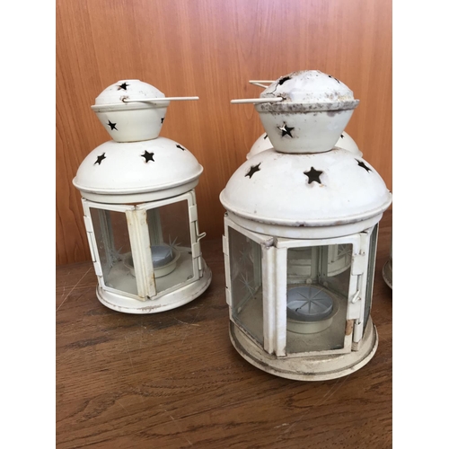 555 - x4 Lanterns Candle Holders