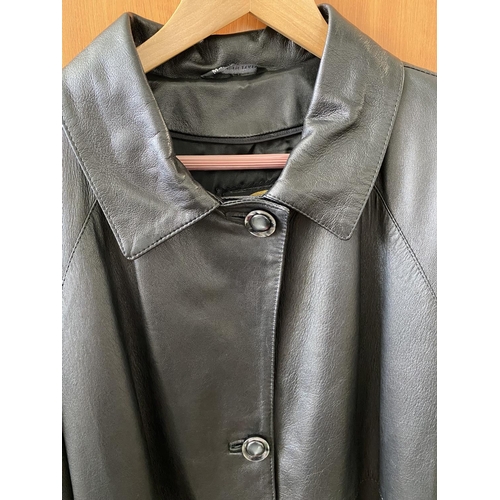 663 - Ladies Italian Soft Leather Black Coat/Jacket Size 42 (M-L)