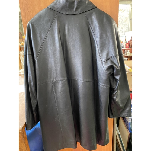 663 - Ladies Italian Soft Leather Black Coat/Jacket Size 42 (M-L)