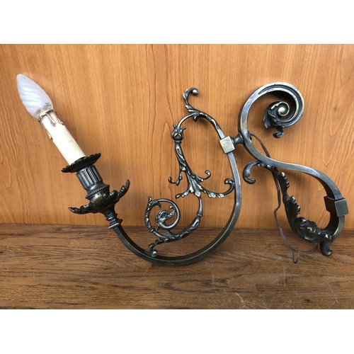 72 - Antique Solid Bronze Wall Mounted Lamp