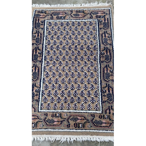 199 - Vintage Persian Hand Made Carpet (90 x 60cm)