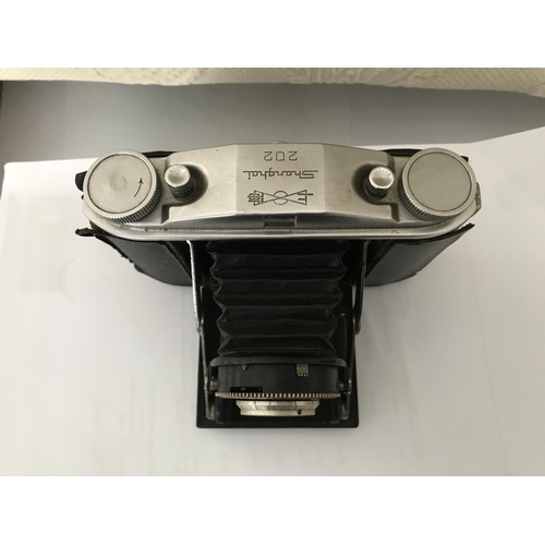 442 - Rare Shanghai 202 Folding Camera, 1960's Made in China