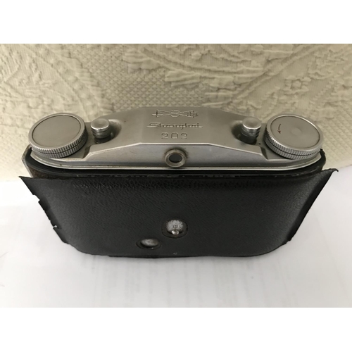 442 - Rare Shanghai 202 Folding Camera, 1960's Made in China