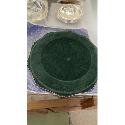 445 - Collection of Silver Plated Items, Round Tray, Bread Basket, x2 Table Mats, 6 Coasters and Napkin Ho... 