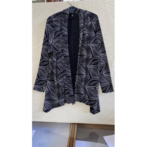 Lot 483       