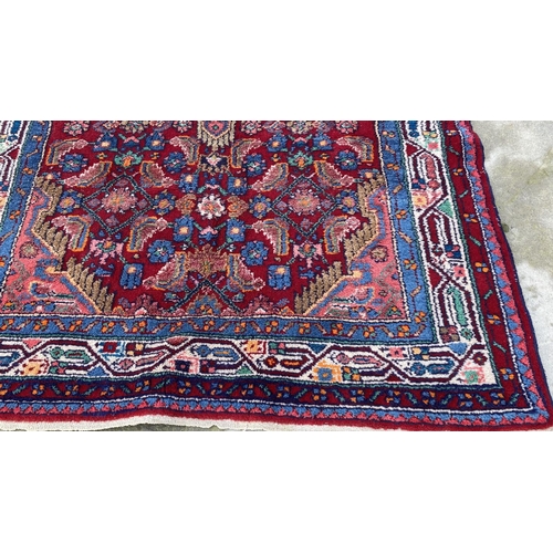541 - Antique 'Hamadon' Hand Made Persian Carpet (163 x 113cm)
