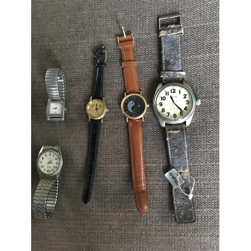 559 - x10 Vintage Collectible Watches (A/F)