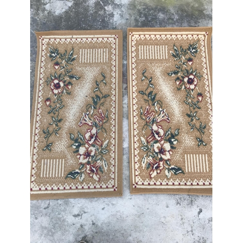 561 - x2 Khalaf Small Oriental Carpets (60 x 110cm)