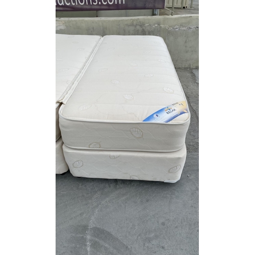 129 - Double Bed Consisting of Twin Divan Base and 2 Gevorest Supreme Relax Mattresses (78 x 192cm) Connec... 