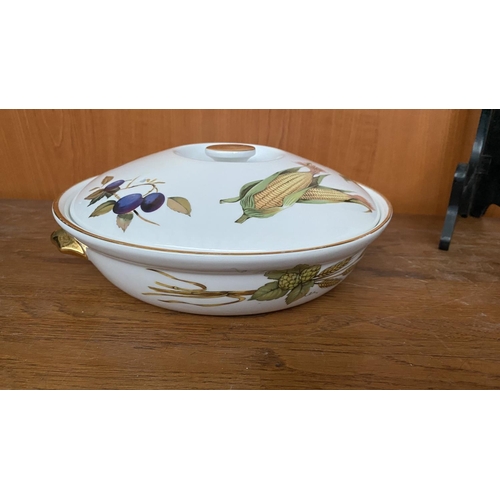 74 - Royal Worcester 'Eversham' Serving and Baking Dishes with Gold Rim and Fruit Pattern Made in England... 