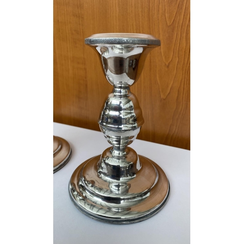 84 - x2 Silver 830 Hallmarked Candle Sticks (15cm H./each)