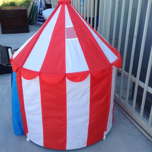 260 - Children's Playground Tent