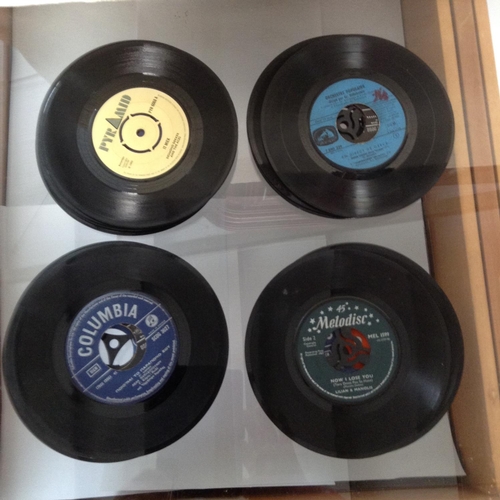 72 - Collection of 25 Juke Box Vinyl Records 45rpm Mostly Greek (A/F)