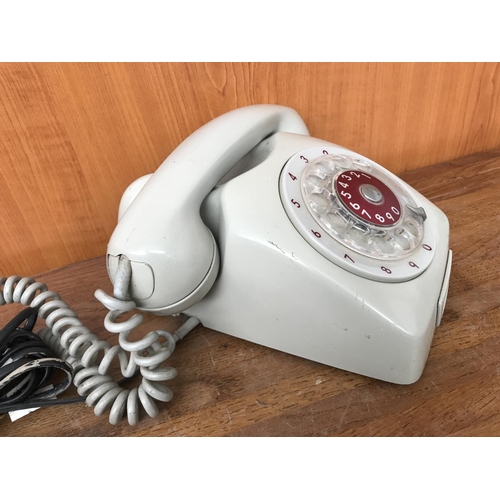 154 - Vintage 1970's Cyta Rotary Telephone