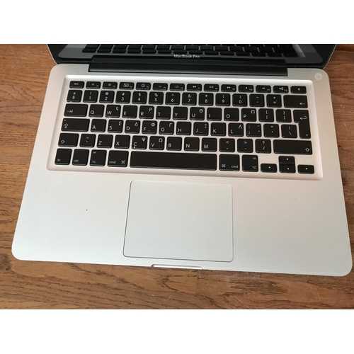 163 - Apple MacBook Pro OS X EL Capitan, Processor 2,53GHz Intel Core 2 Duo, Memory 4 GB 1067MHz DDR3, 128... 