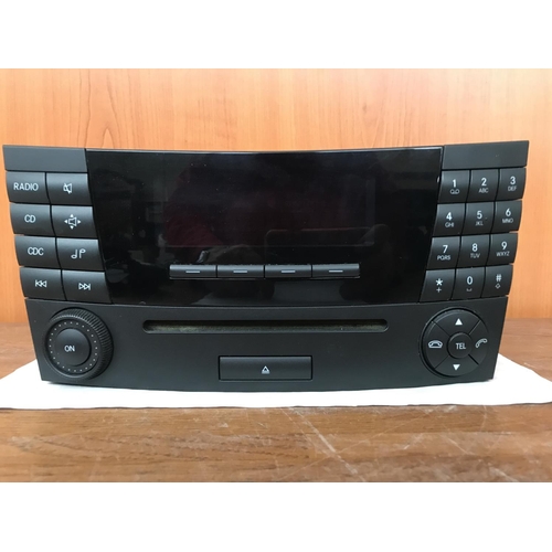 173 - Radio CD Telephone for Mercedes E200 211 Model