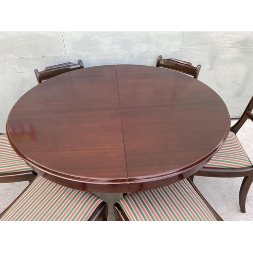 140 - Vintage Classic Mahogany Circular Extendable to Oval Dining Table with 6 Matching Chairs (120cm Diam... 