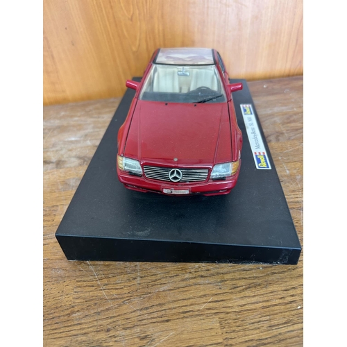 176 - Diecast Revell Mercedes-Benz SL-500 Model Car on Scale 1:18